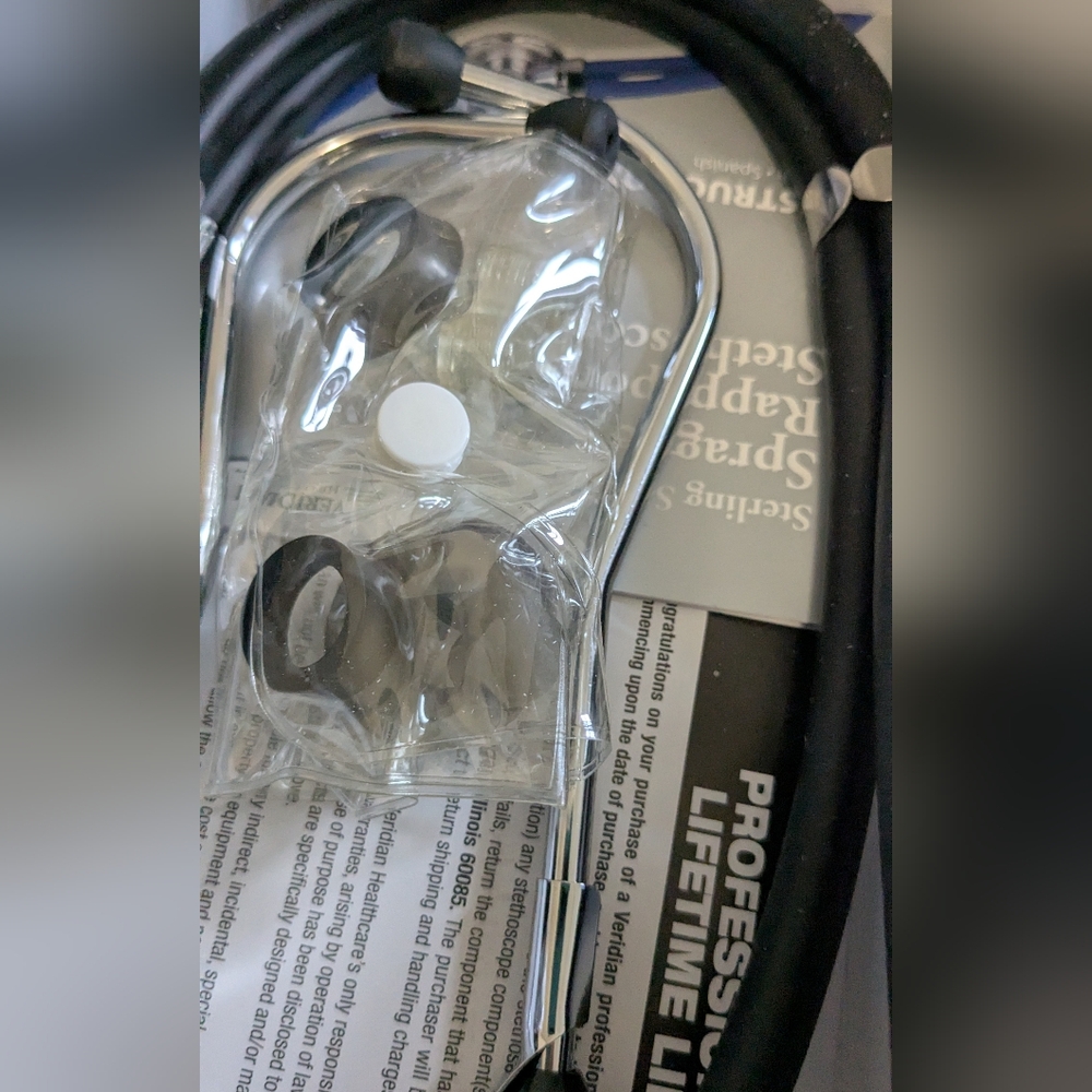 Nurses Stethoscope - Picture 7 of 11